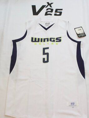 NEW Women's Paige Bueckers Wings White Jersey Size Medium